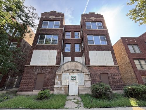 7135 S East End Ave, Chicago, IL, 60649-7384 | Card Image