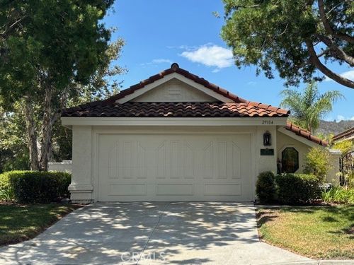 29104 Vista Valley Dr, Vista, CA, 92084-2218 | Card Image