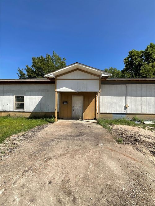 616 Rosedale St, La Marque, TX, 77568-4354 | Card Image