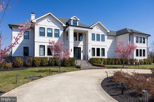 9 Miller Ct, Moorestown, NJ, 08057-3989 | Card Image