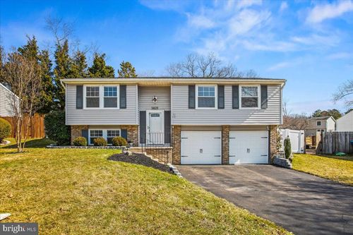 5829 Parakeet Dr, Burke, VA, 22015-3349 | Card Image