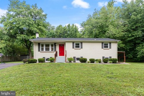 8430 Warren Dr, POMFRET, MD, 20675-3015 | Card Image