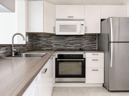 apt-203-10865 Sw 112th Ave, Miami, FL, 33176-3228 | Card Image