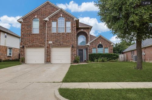 5824 Ivy Glen Dr, Grand Prairie, TX, 75052-8787 | Card Image