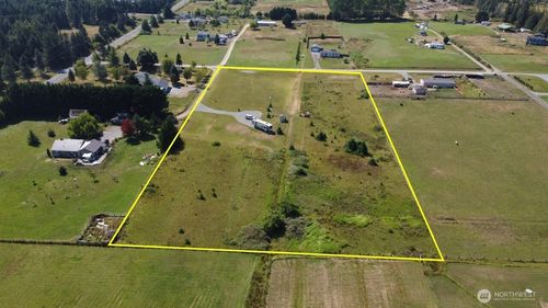 86 Nicki Ln, Sequim, WA, 98382-7707 | Card Image