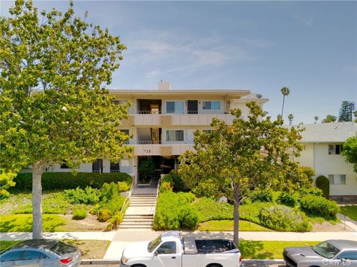 108-330 N Howard Street, Glendale, CA, 91206 | Card Image