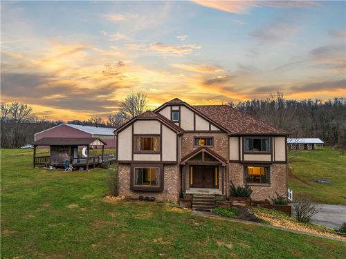 420 Vaneal Rd, Washington, PA, 15301-8045 | Card Image