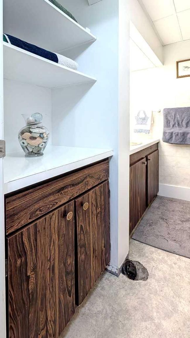 3503 Cedarille Drive Sw, House other with 5 bedrooms, 2 bathrooms and 2 parking in Calgary AB | Image 44