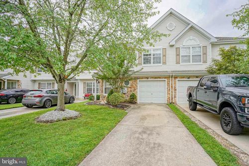 127 Buckingham Way, MOUNT LAUREL, NJ, 08054-6406 | Card Image
