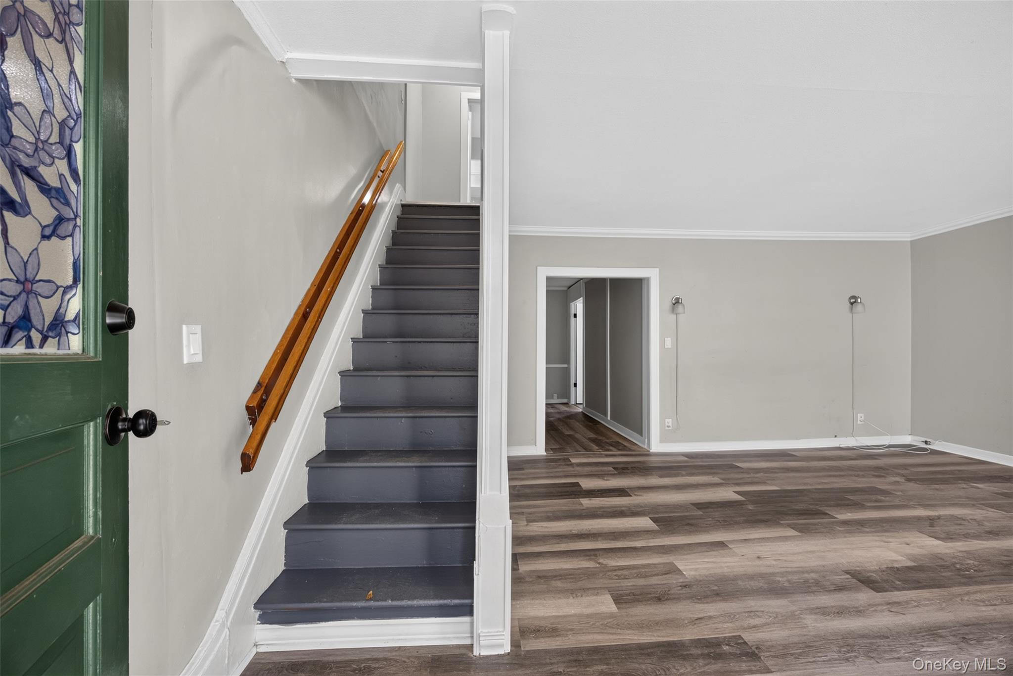 Residential Lease in Lloyd 4