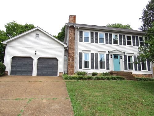 2027 Hidden Cove Rd, Mount Juliet, TN, 37122-3653 | Card Image