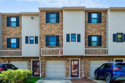 106 Forest Dr, Townhouse with 2 bedrooms, 1 bathrooms and 1 parking in Seven Fields Boro PA | Image 1