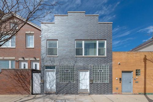 524 N Ashland Ave, CHICAGO, IL, 60622-6305 | Card Image