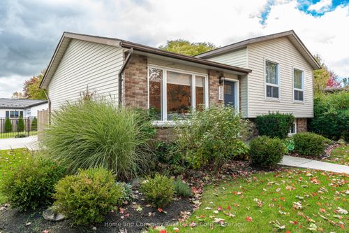 143 Greenwood Dr, Stratford, ON, N5A7K3 | Card Image