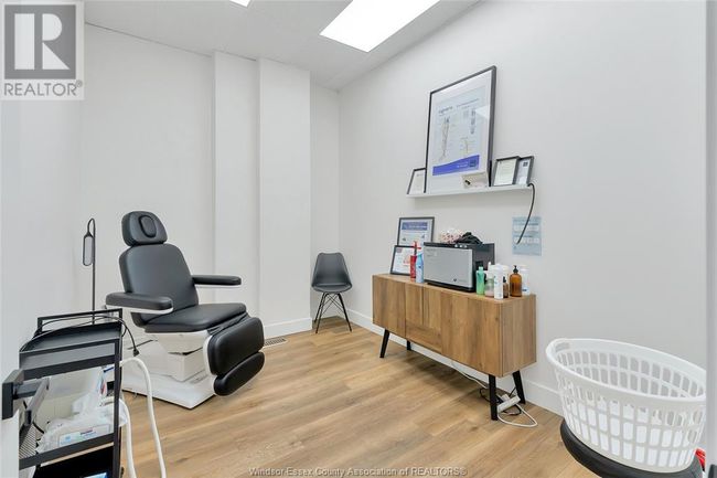 4667 Wyandotte St E, Home with 0 bedrooms, 0 bathrooms and null parking in Windsor ON | Image 20