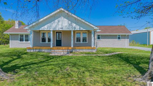 330 Em Hurley Ln, Calvert City, KY, 42029-8875 | Card Image