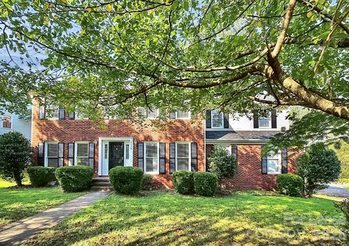 6629 Brenock Ln, Charlotte, NC, 28269-1269 | Card Image