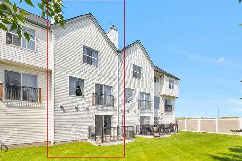 3-200 Hidden Hills Terr Nw, Calgary, AB, T3A6E3 | Card Image