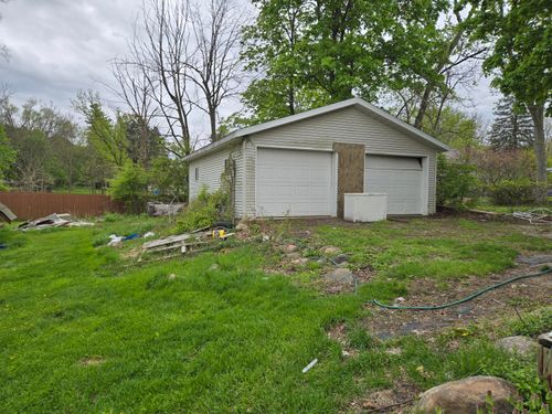 64 Spring St, Hillsdale, MI, 49242-1246 | Card Image