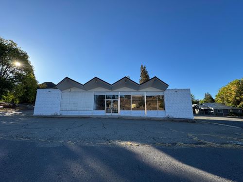 43107 State Highway 299 E, Fall River Mills, CA, 96028-9811 | Card Image