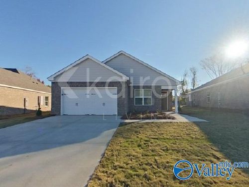 132 Denise Dr, Prattville, AL, 36066-6427 | Card Image