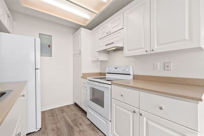 14B - 94-1369 Kulewa Loop, Condo with 2 bedrooms, 1 bathrooms and 1 parking in Waipahu HI | Image 7
