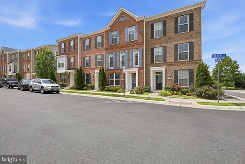 22883 Eileen Sq, STERLING, VA, 20166-4101 | Card Image