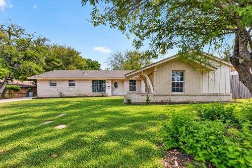 3615 Morningstar Ln, Farmers Branch, TX, 75234-6648 | Card Image