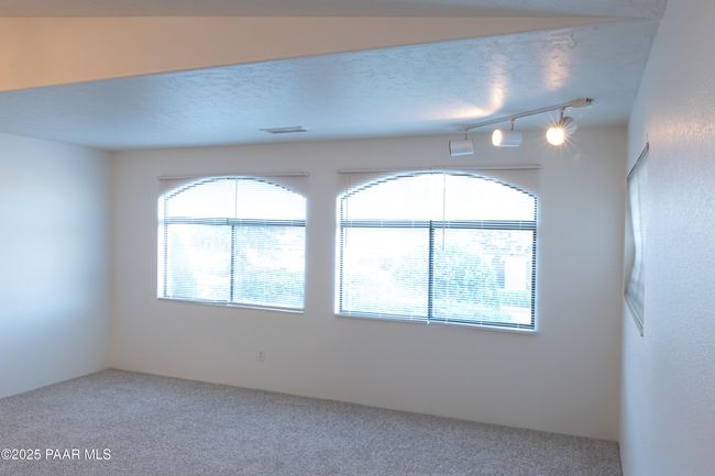 Living Room | Image 4