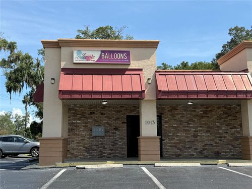 1913 Ne 14th St, Ocala, FL, 34470-7739 | Card Image