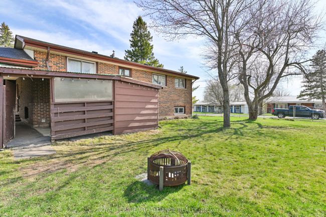 24 Rodgers Dr, House other with 3 bedrooms, 2 bathrooms and 2 parking in Stirling ON | Image 28