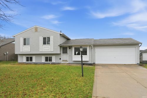 6818 Hunters Glen Dr, Fort Wayne, IN, 46835-9778 | Card Image