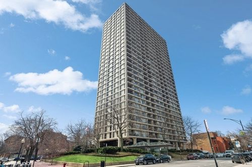 2502-1960 N Lincoln Park West, Chicago, IL, 60614 | Card Image