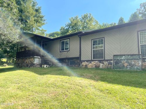 3113 Willis Road, Big Stone Gap, VA, 24219 | Card Image