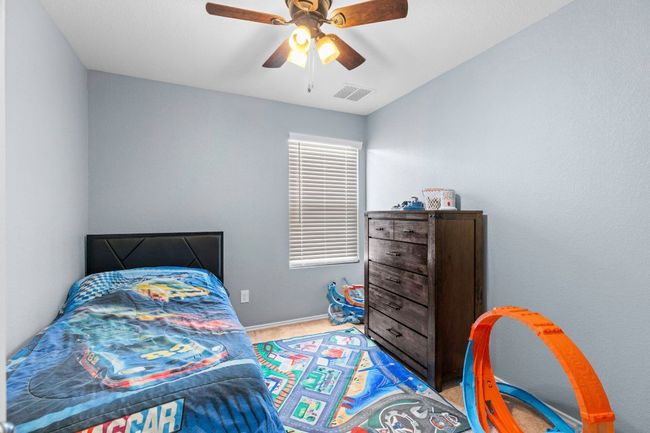 12 Trinity Cir, House other with 4 bedrooms, 3 bathrooms and 2 parking in Lockhart TX | Image 17