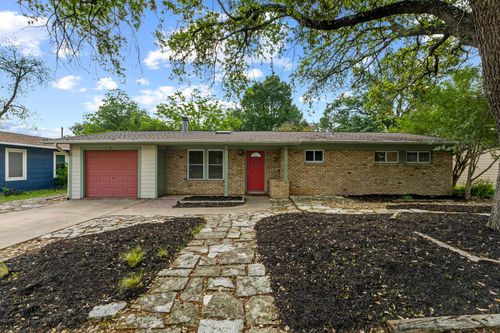 7605 Meadowview Ln, Austin, TX, 78752-1318 | Card Image