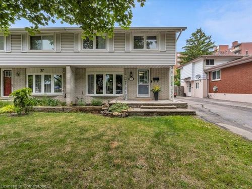 39 Meadowlark Dr, Hamilton, ON, L9A2K4 | Card Image