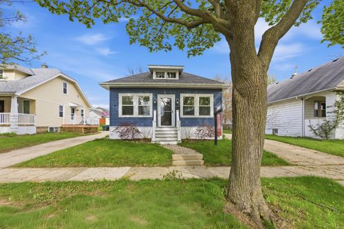 536 N 61st St, Wauwatosa, WI, 53213-4166 | Card Image