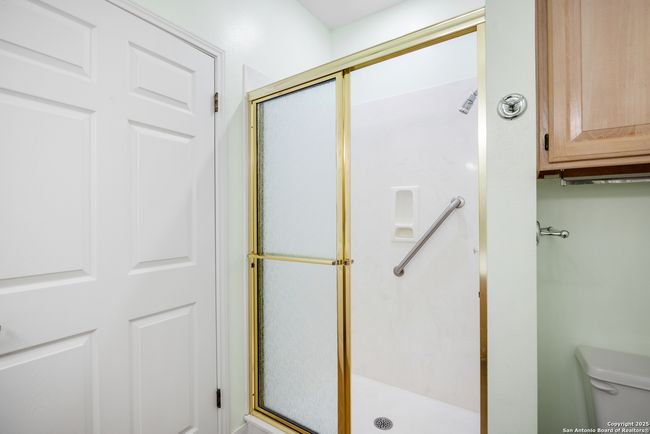 1030 - 1030 Edinburgh Dr, Condo with 2 bedrooms, 2 bathrooms and null parking in Kerrville TX | Image 18