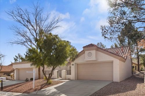 9521 Gold Bank Dr, Las Vegas, NV, 89134-7820 | Card Image