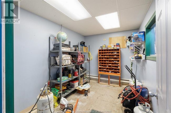 5569 Concession Rd 5 N, House other with 6 bedrooms, 3 bathrooms and null parking in Amherstburg ON | Image 44