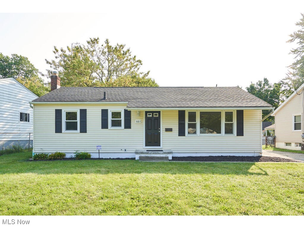 Frederick Blvd, Akron, OH 44320