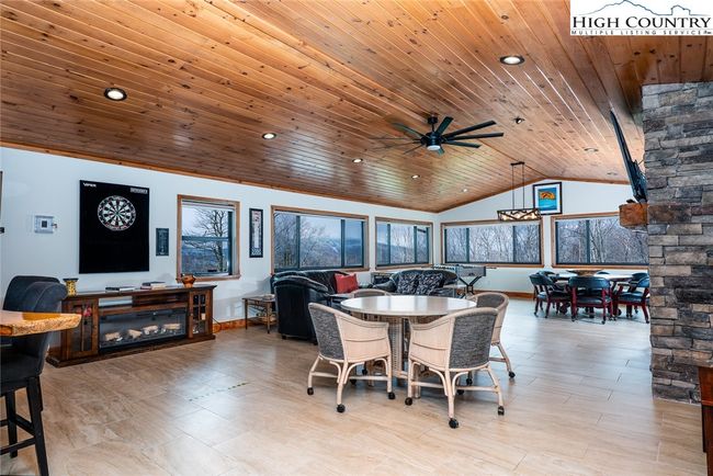 45 Dunvegan Rd, House other with 4 bedrooms, 7 bathrooms and null parking in Banner Elk NC | Image 32