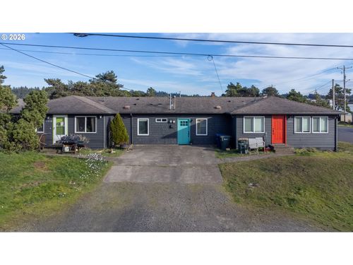 1218 Nw Lake St, Newport, OR, 97365 | Card Image