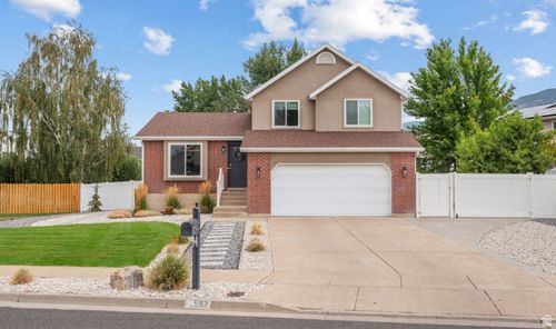 592 Jim Bridger Dr, Centerville, UT, 84014-3429 | Card Image