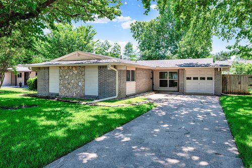 819 Kingswood Ave, Richardson, TX, 75080-3044 | Card Image