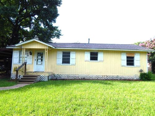 10 E Watson St, Willis, TX, 77378-8317 | Card Image