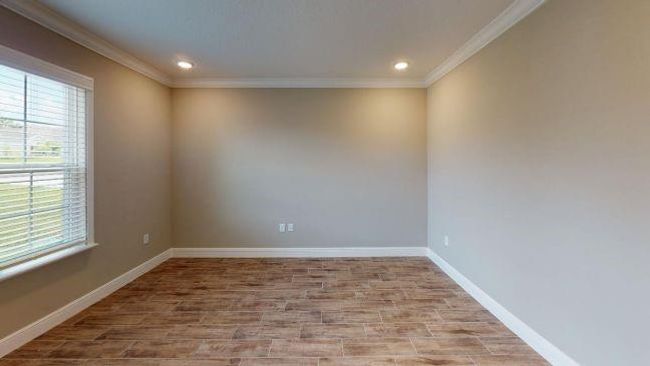 Model home - actual features may vary. | Image 10