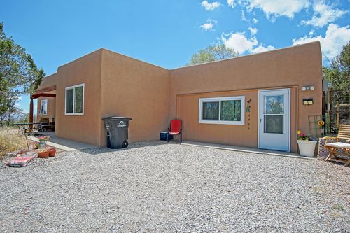 2 Detrias Ct, Edgewood, NM, 87015-9806 | Card Image