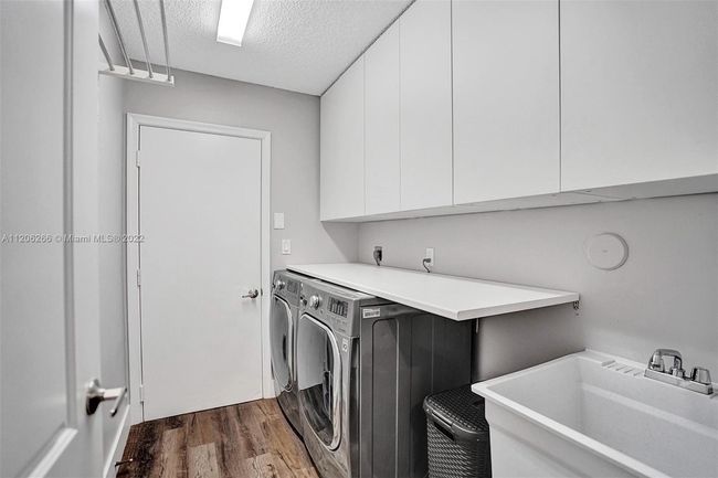 730 Bayside Ln, House other with 4 bedrooms, 3 bathrooms and null parking in Weston FL | Image 43